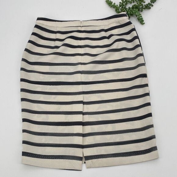 Moschino Cheap & Chic Women's Floral & Striped Print Pencil Skirt Cream Black‎ 6 - Picture 4 of 15